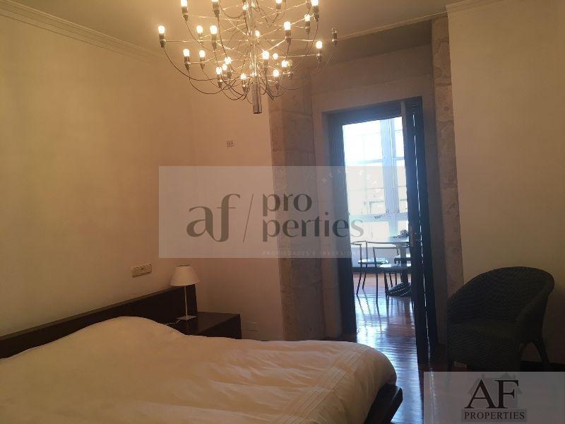 For sale of flat in Santiago de Compostela