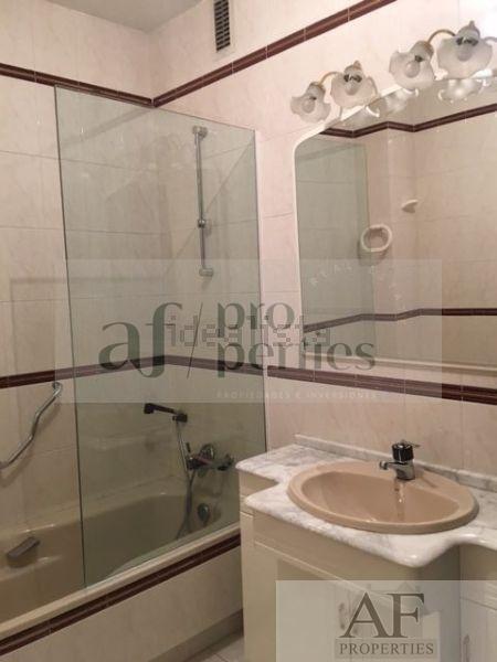 For sale of flat in Santiago de Compostela