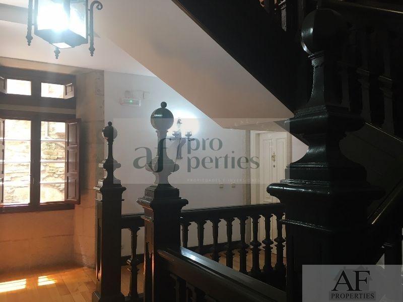 For sale of flat in Santiago de Compostela