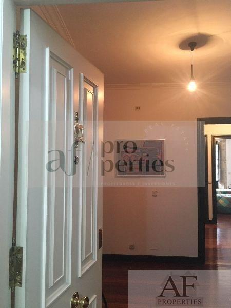 For sale of flat in Santiago de Compostela