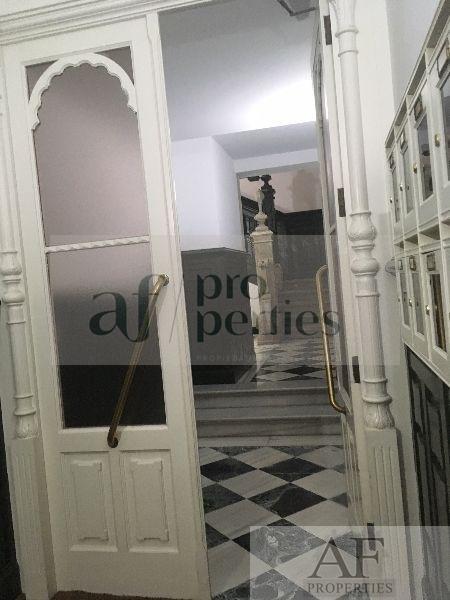 For sale of flat in Santiago de Compostela