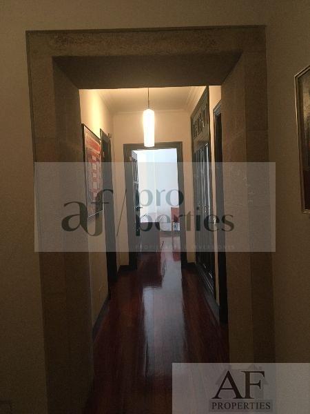 For sale of flat in Santiago de Compostela