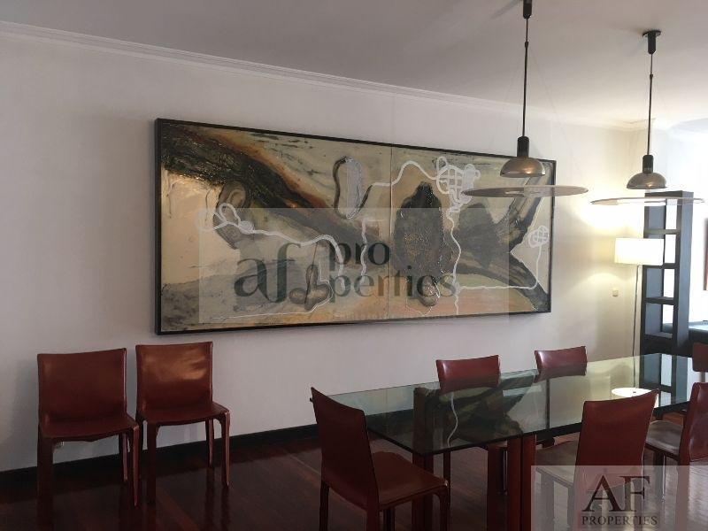 For sale of flat in Santiago de Compostela