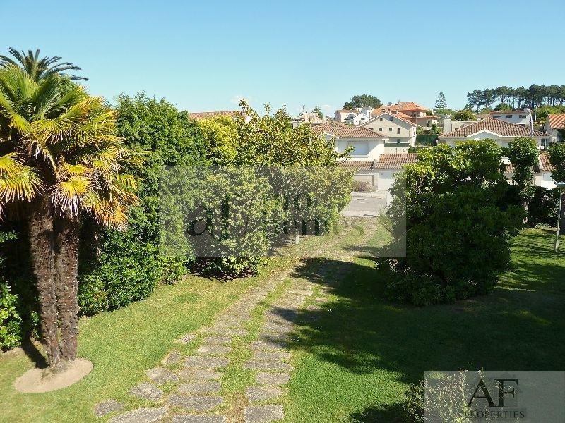 For sale of chalet in Nigrán