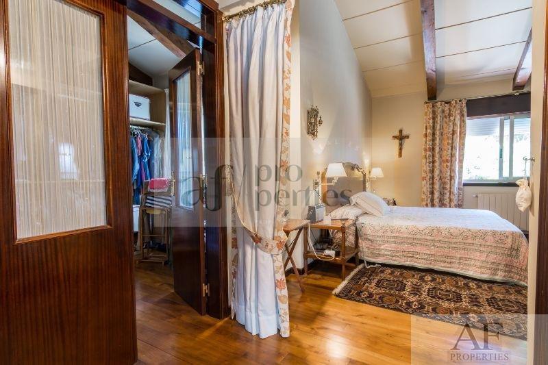 For sale of chalet in Vigo