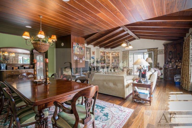 For sale of chalet in Nigrán