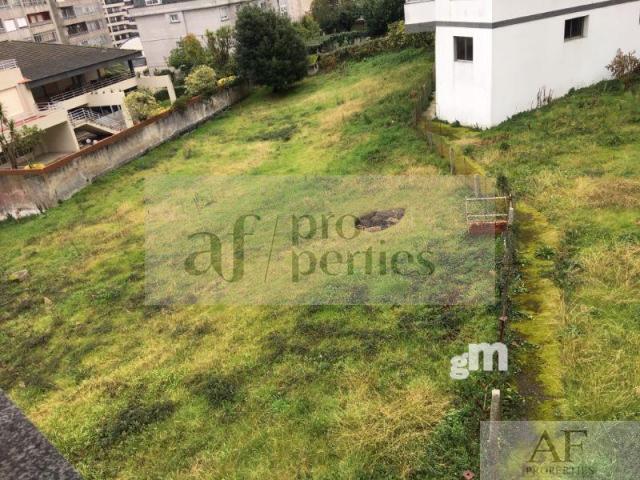 For sale of land in Vigo