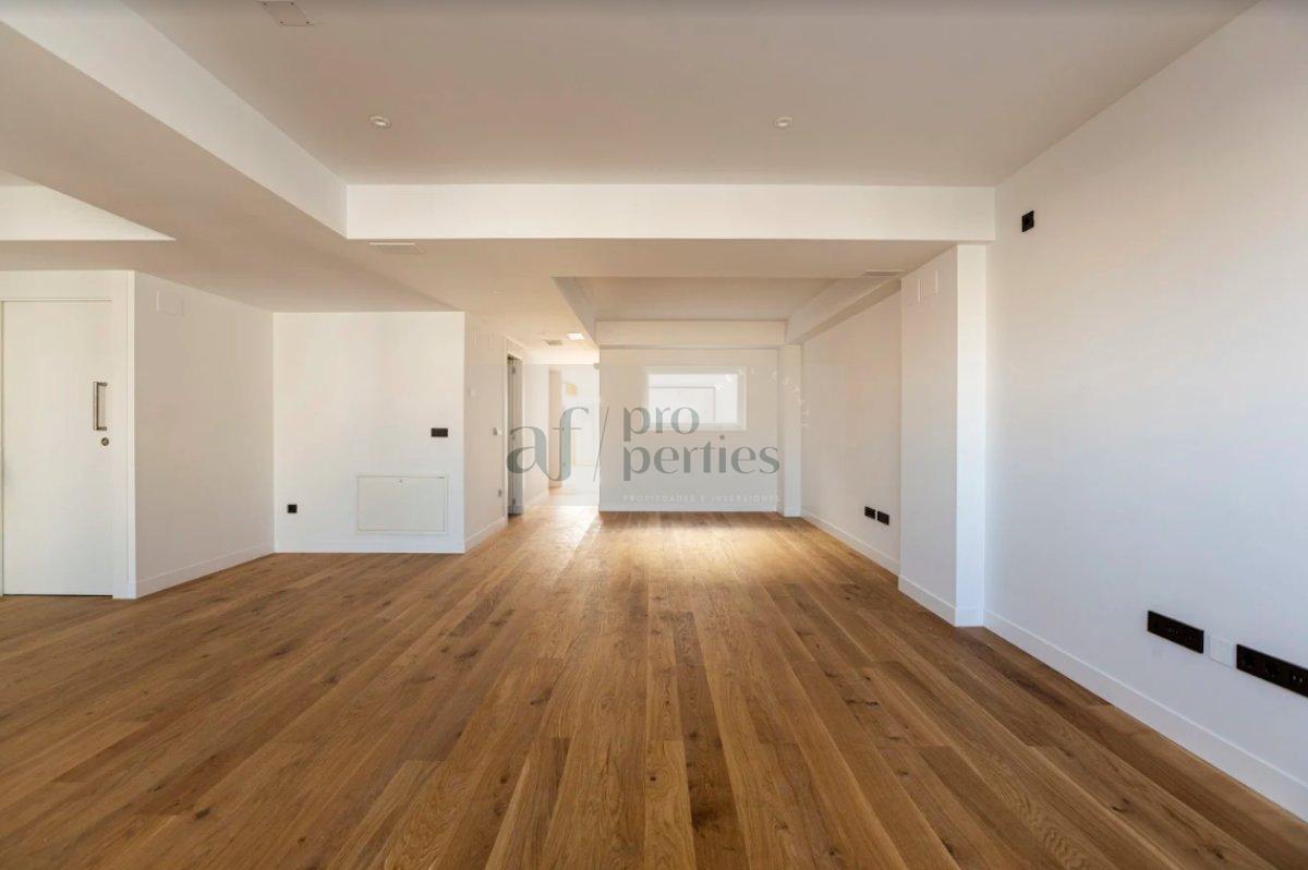 For sale of penthouse in Vigo