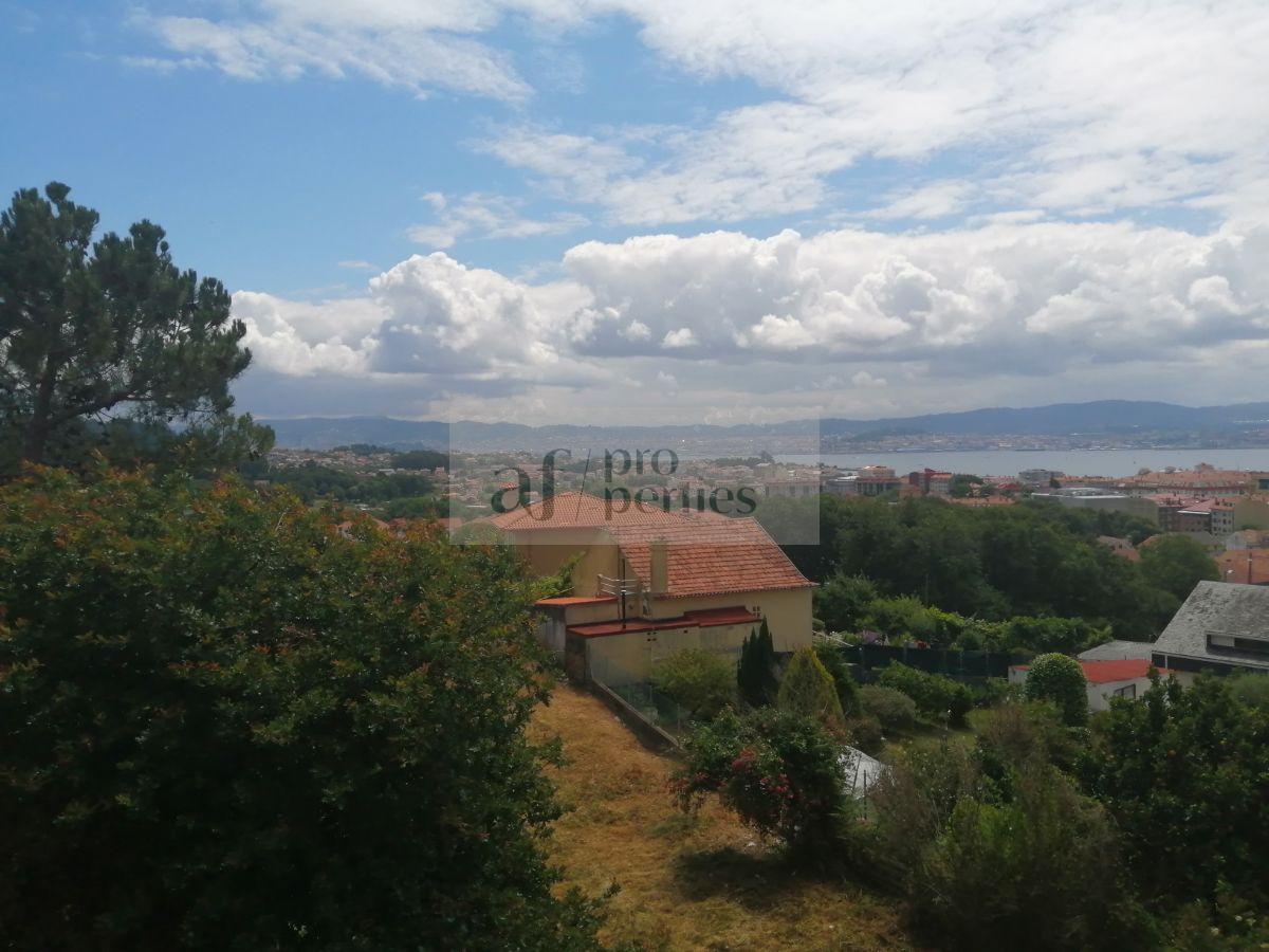 Zu verkaufen von chalet in
 Cangas