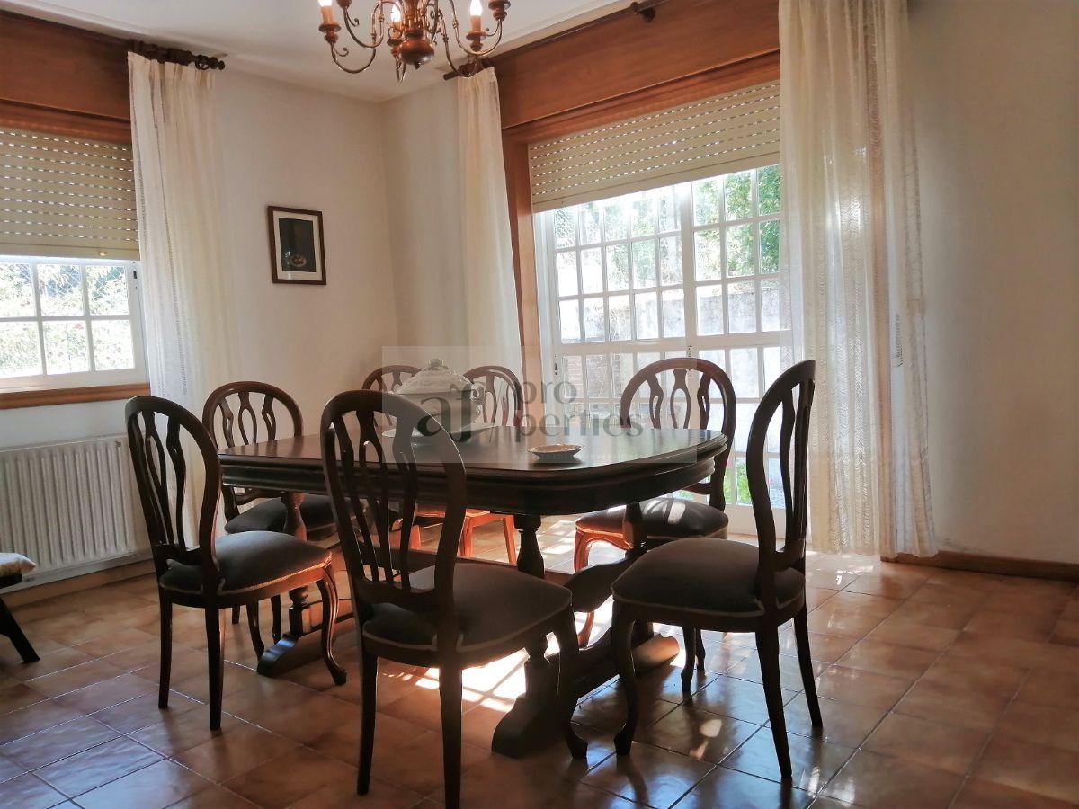 Venta de chalet en Leiro