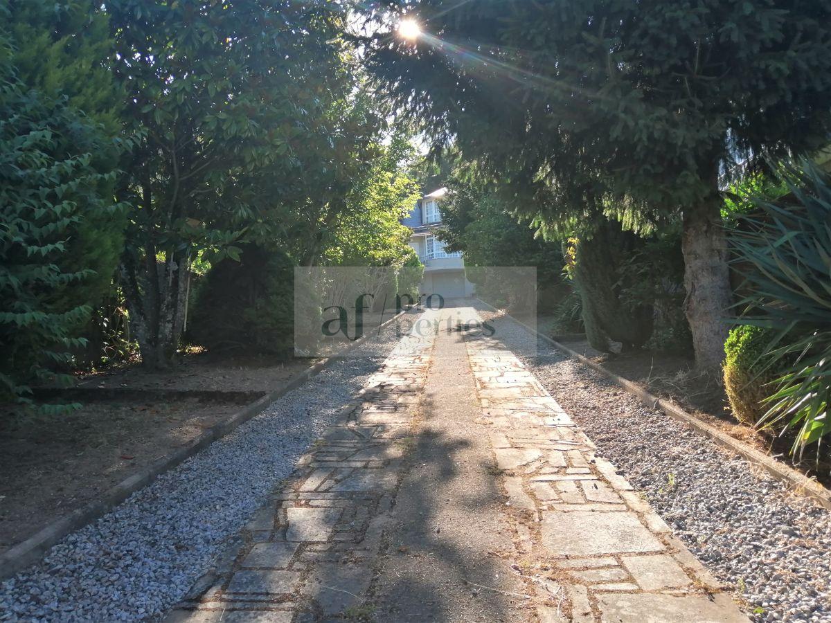 Venda de chalé em Leiro