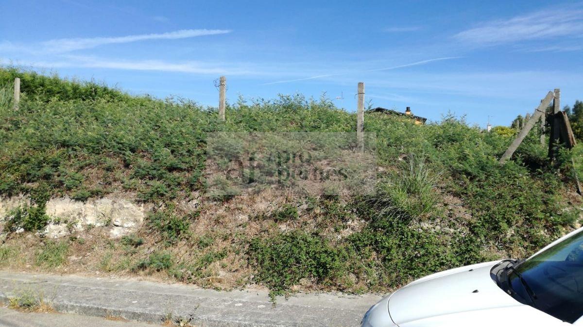 For sale of land in Vigo