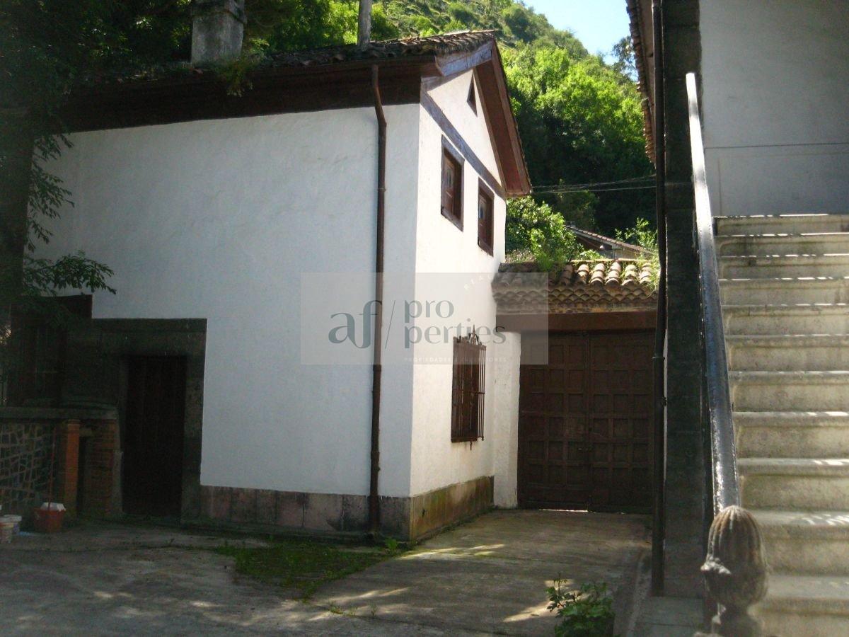 Venta de villa en Allande