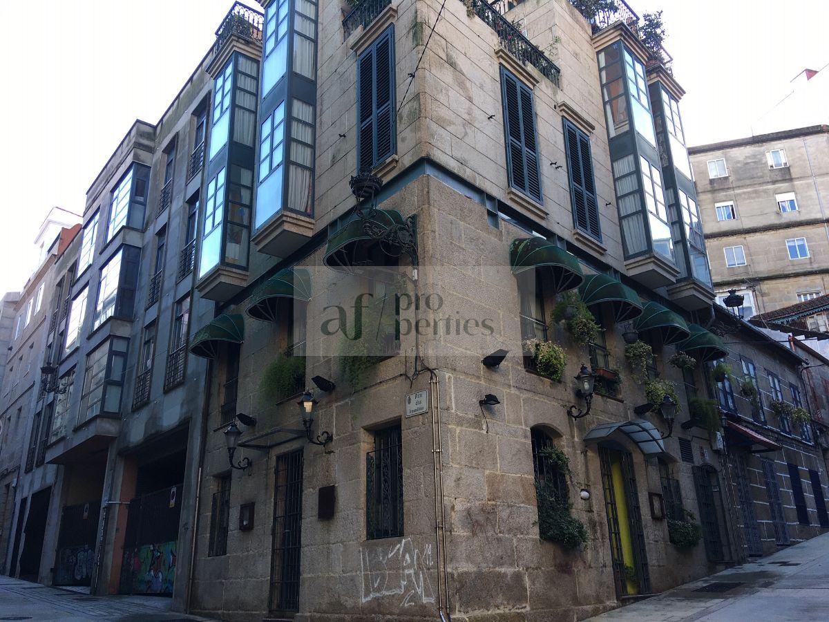 For sale of building in Vigo