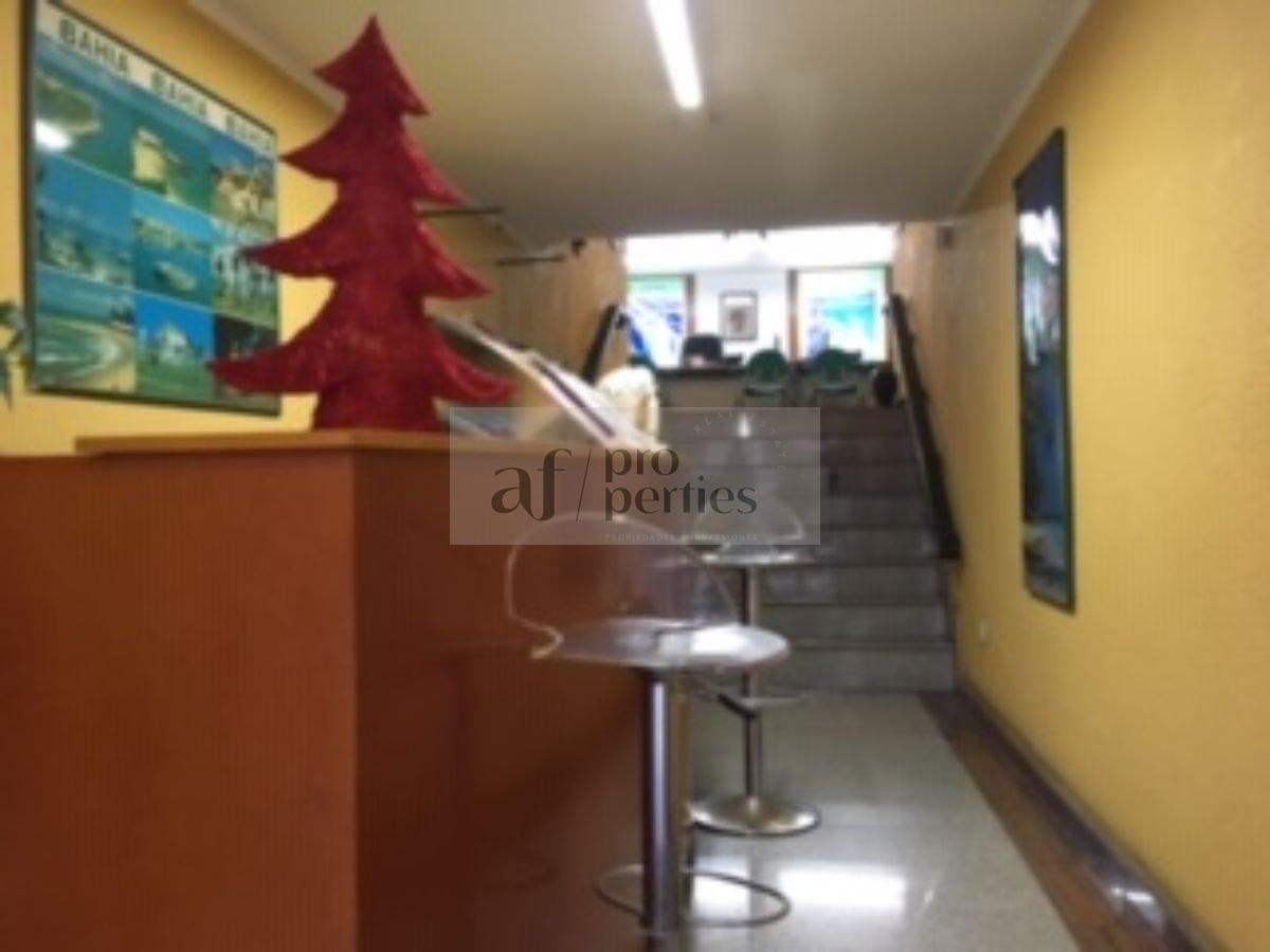 For sale of commercial in Vigo