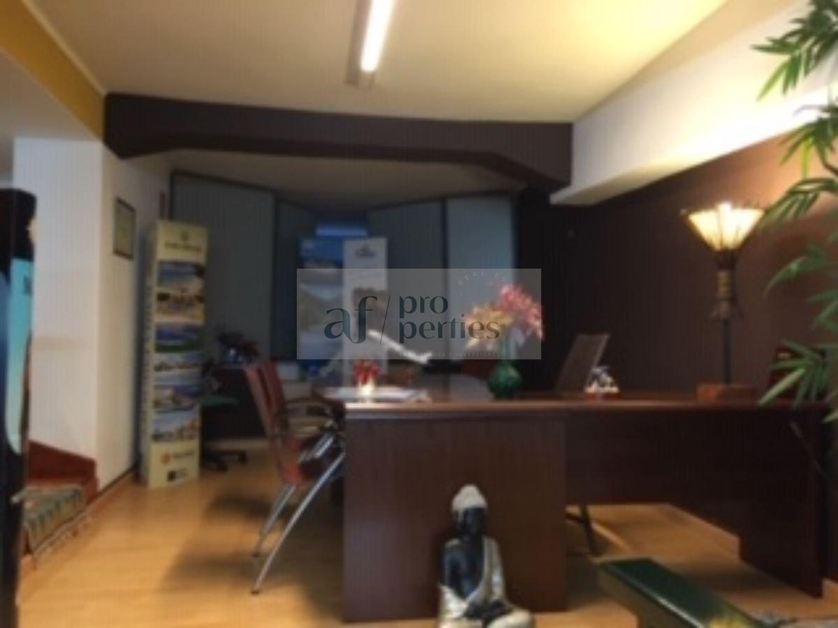 For sale of commercial in Vigo