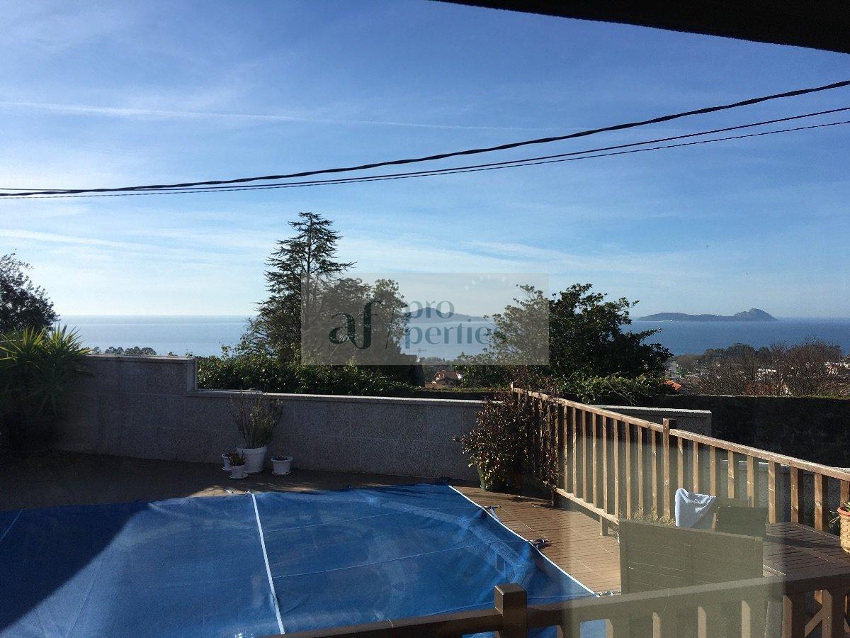 Zu verkaufen von chalet in
 Vigo