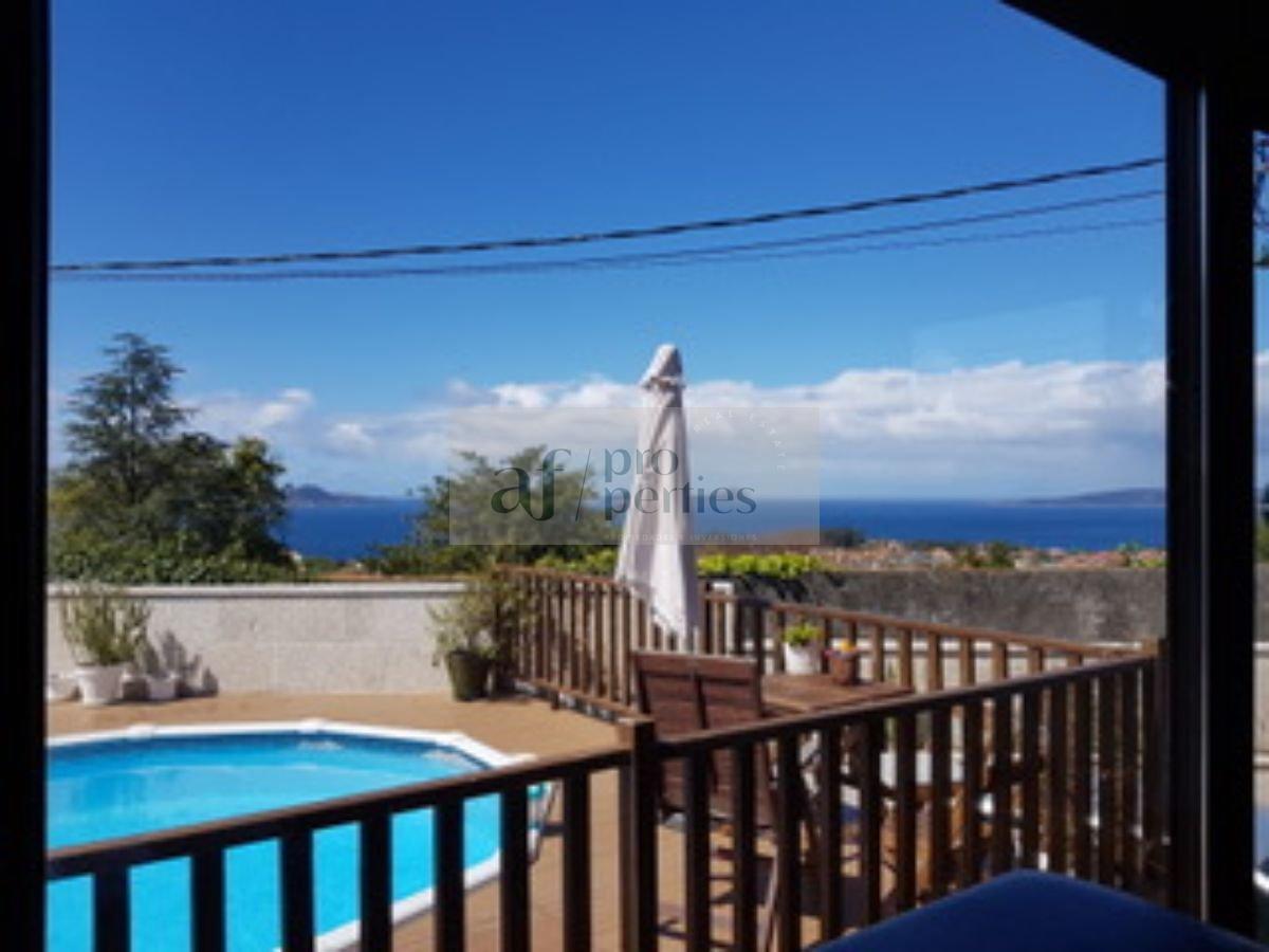 Zu verkaufen von chalet in
 Vigo