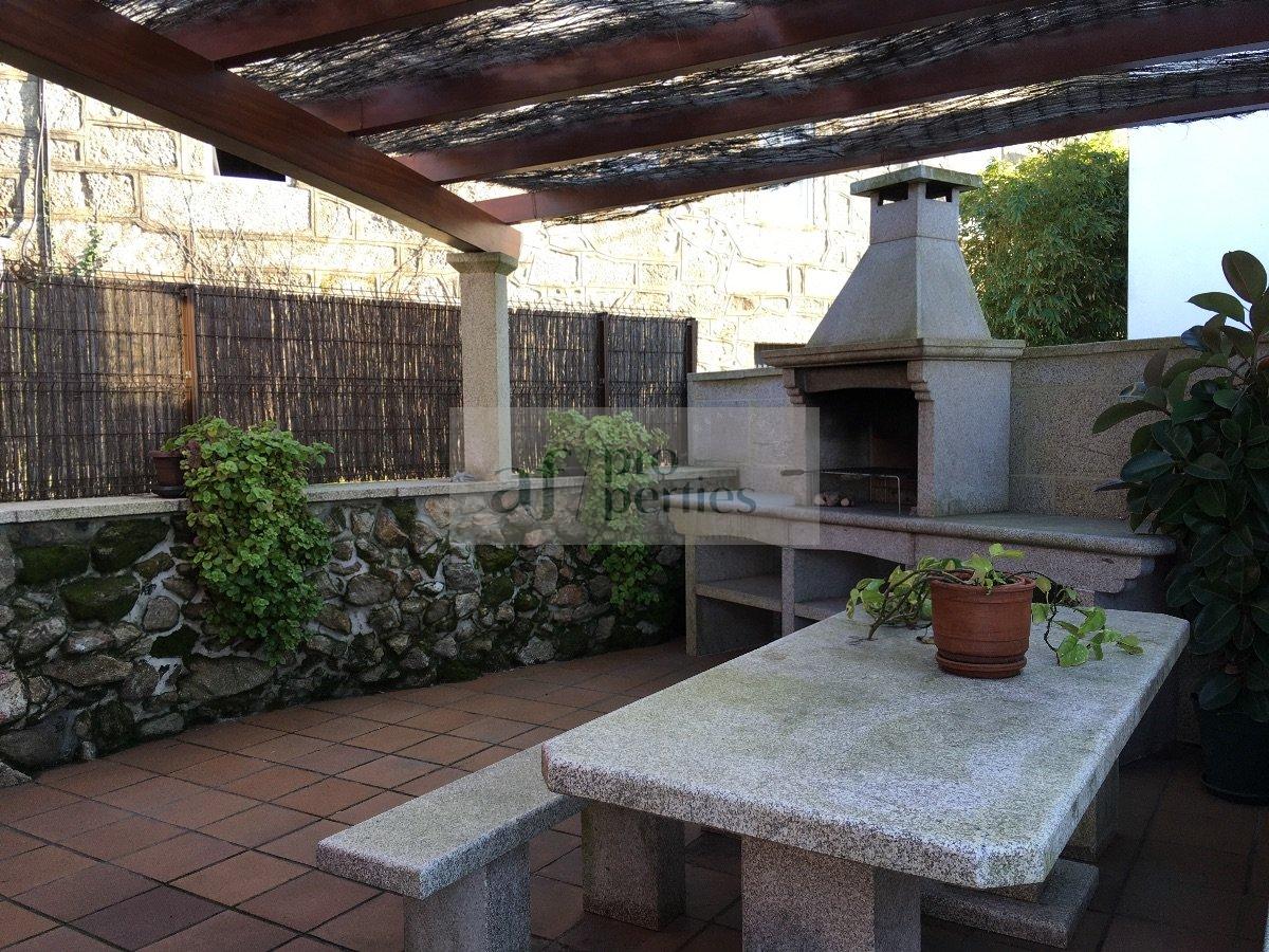 Zu verkaufen von chalet in
 Vigo