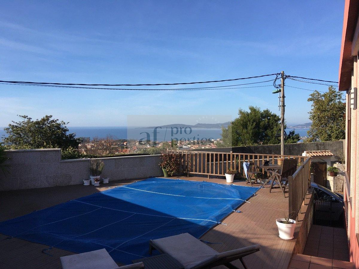 Zu verkaufen von chalet in
 Vigo