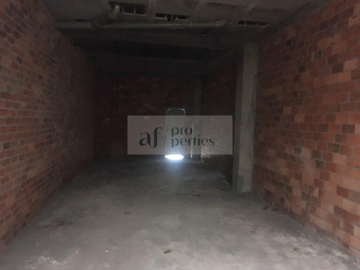 For sale of commercial in Vigo
