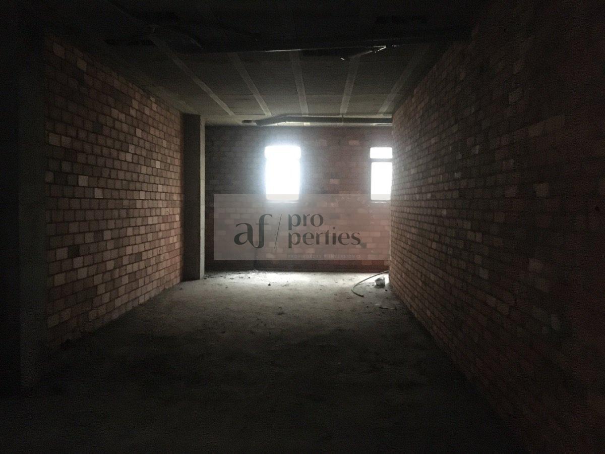 For sale of commercial in Vigo
