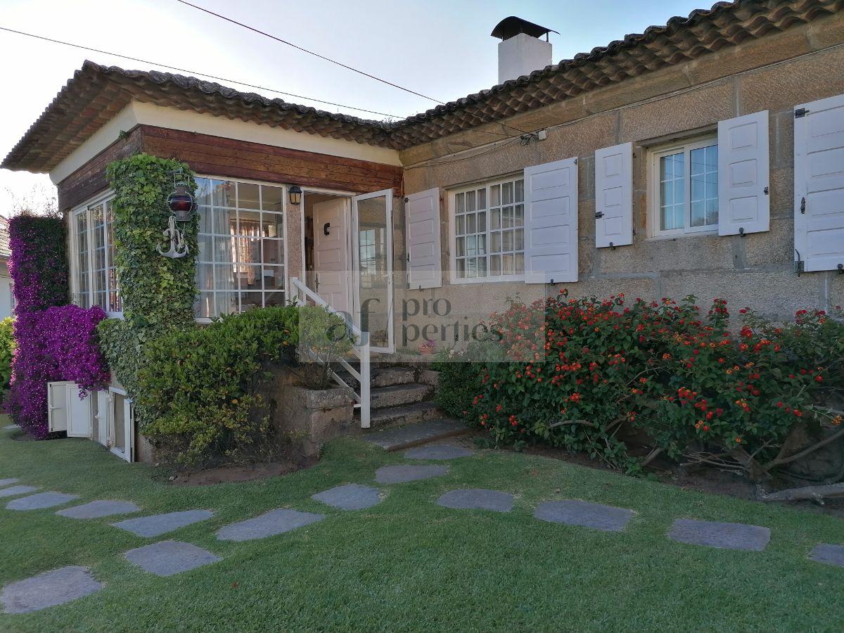 For sale of chalet in Vigo