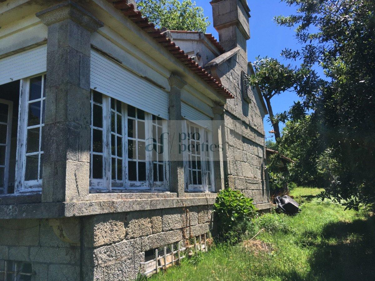 Zu verkaufen von chalet in
 Vigo