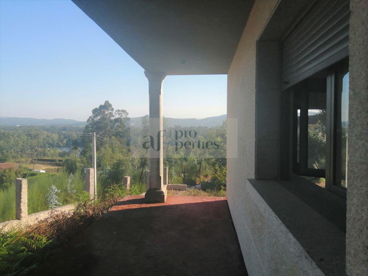 Venta de chalet en Tomiño