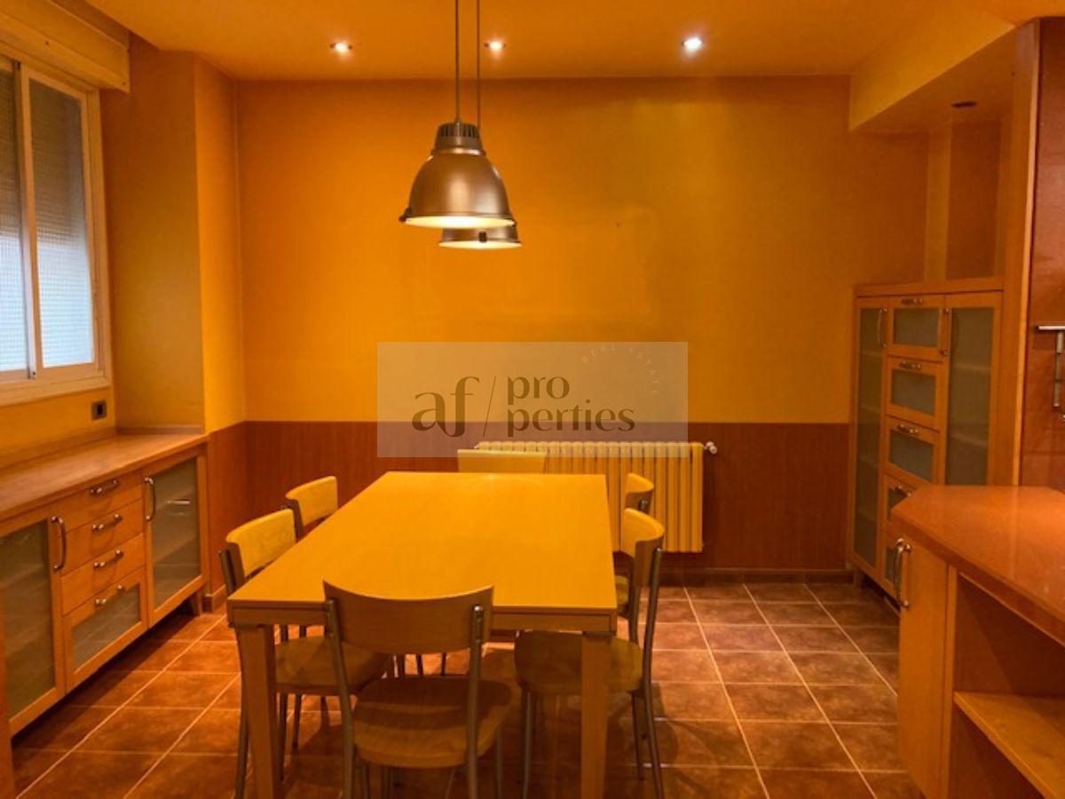 For sale of duplex in Vigo