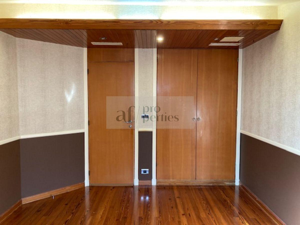 For sale of duplex in Vigo
