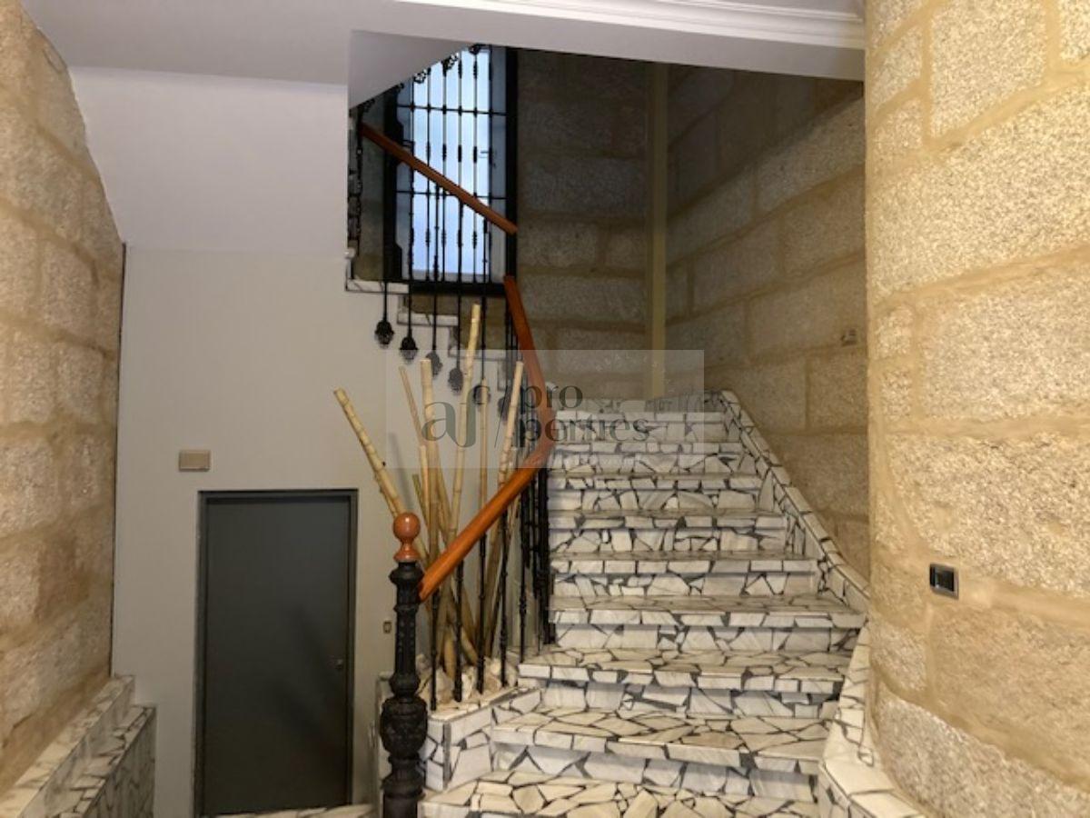For sale of duplex in Vigo