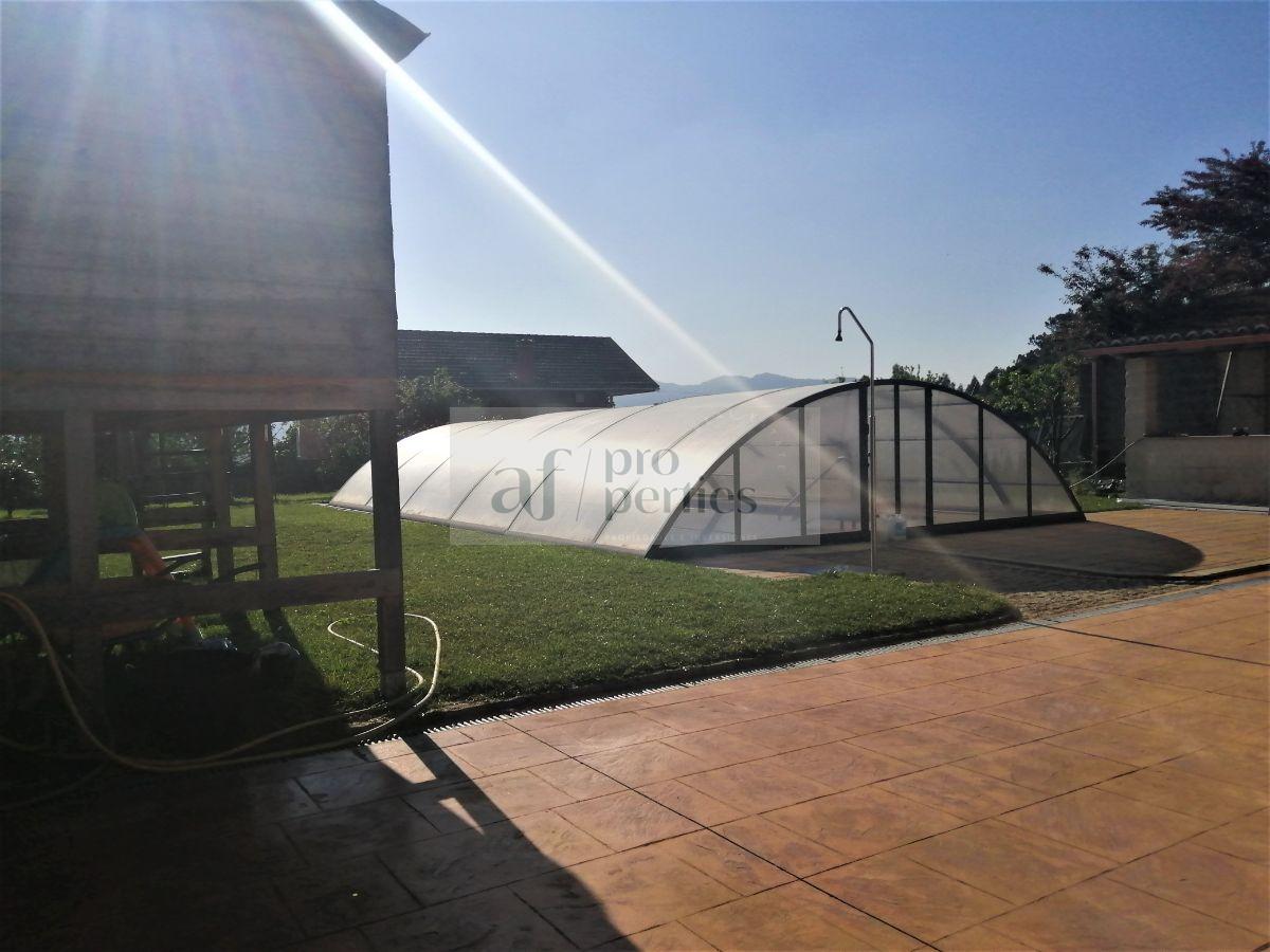 For sale of chalet in Porriño O
