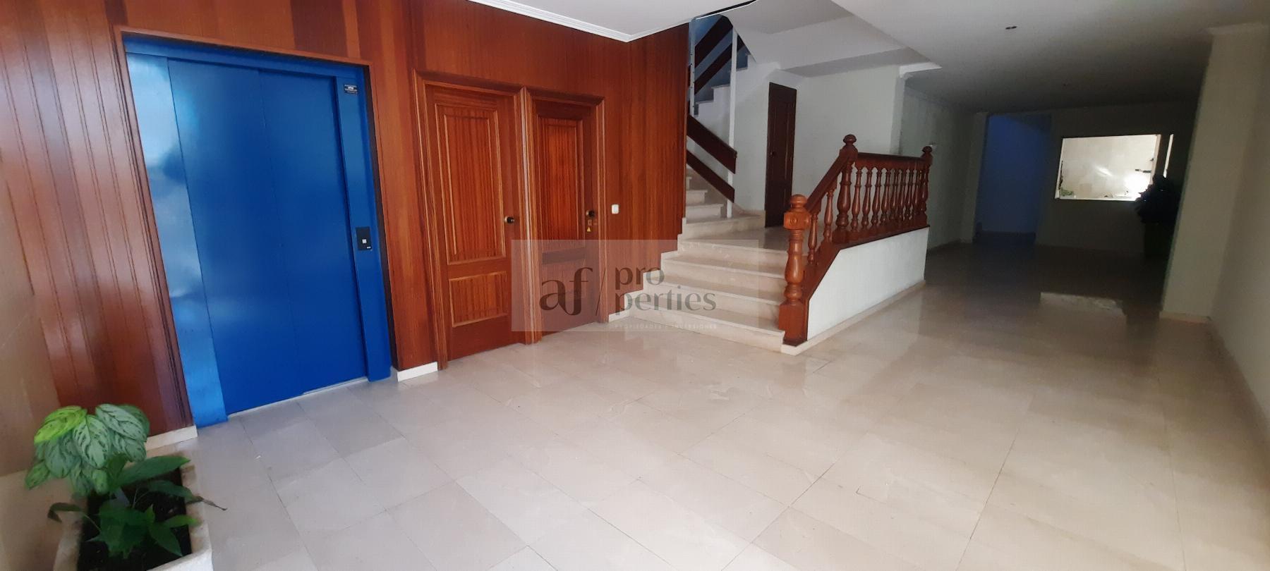 For sale of flat in Sanxenxo