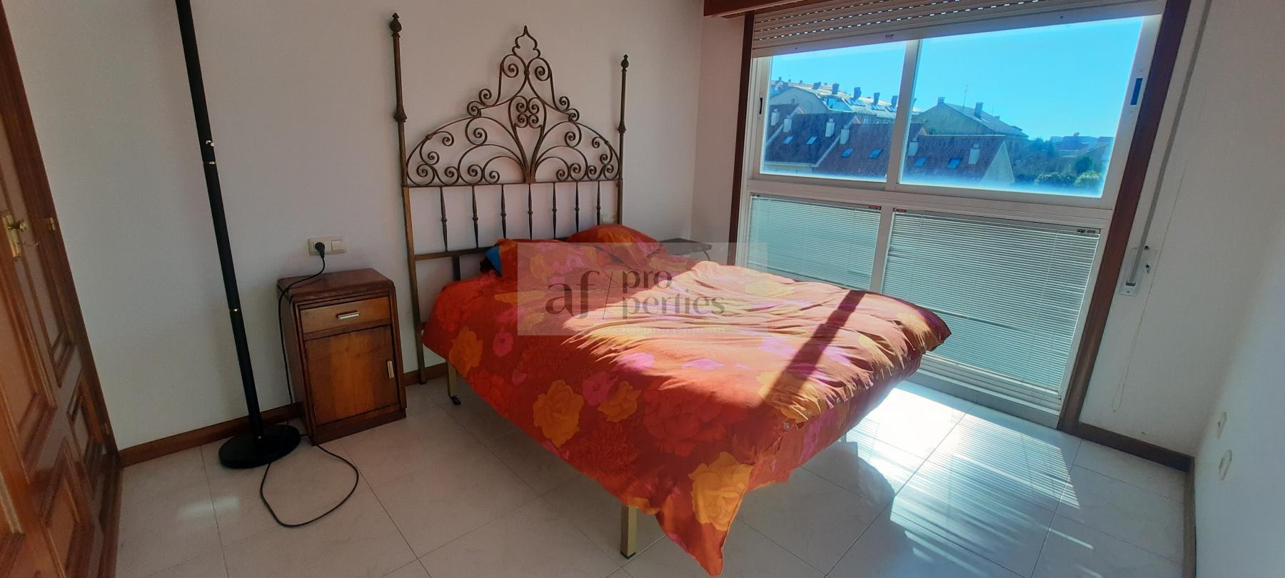 For sale of flat in Sanxenxo