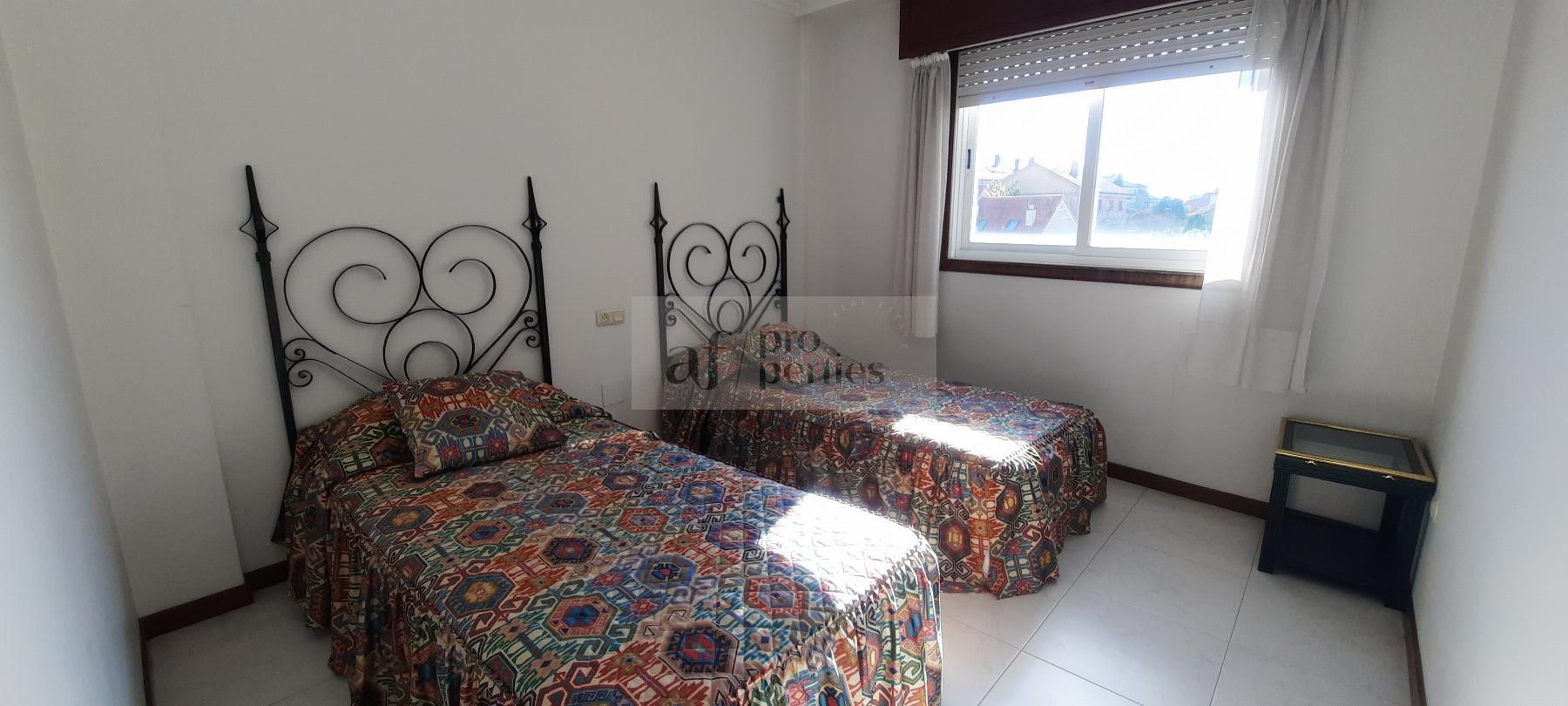 For sale of flat in Sanxenxo