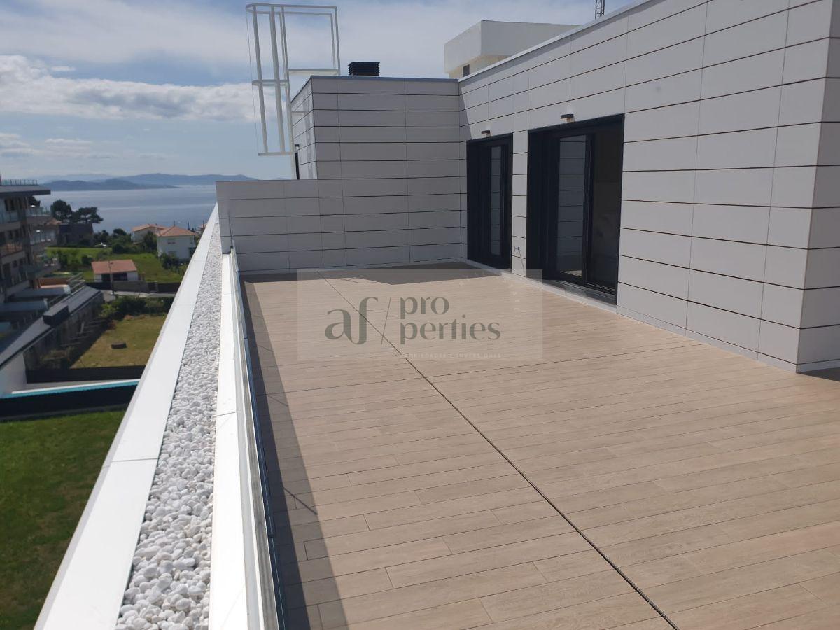 Venta de Ático en Portonovo