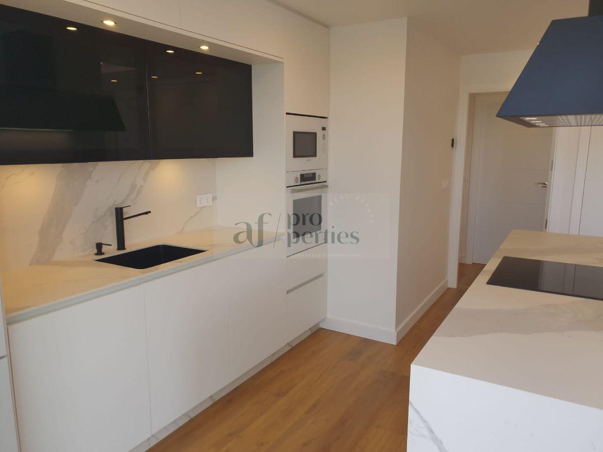 Venta de Ático en Portonovo