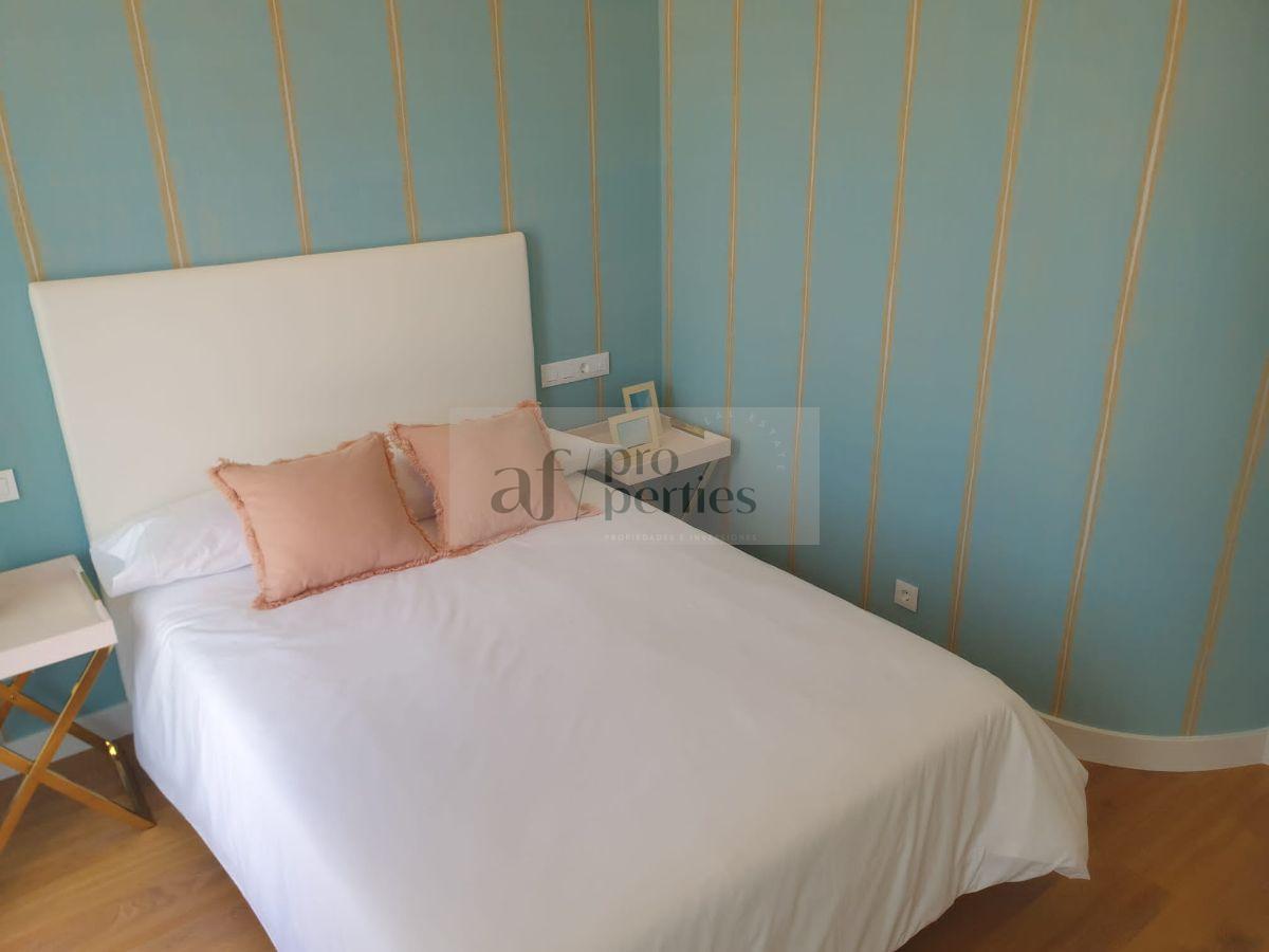 Venta de Ático en Portonovo