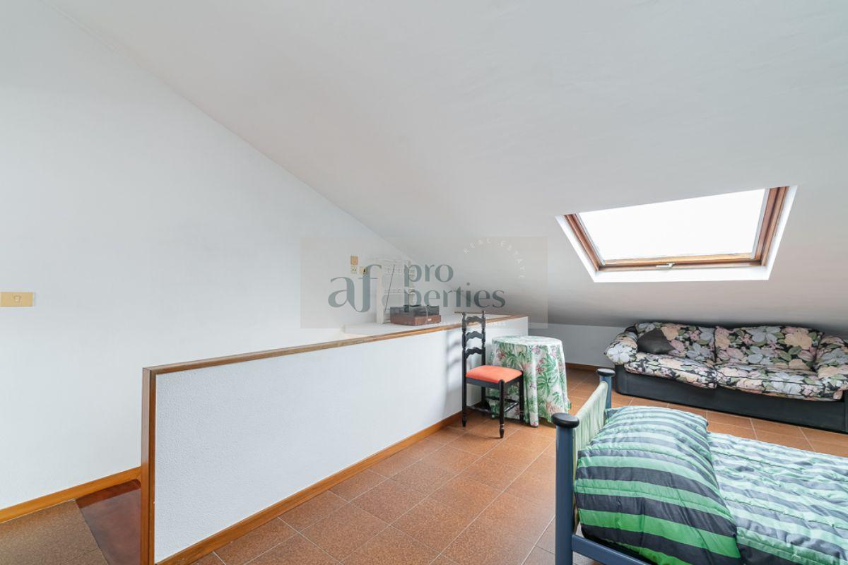 For sale of chalet in Nigrán