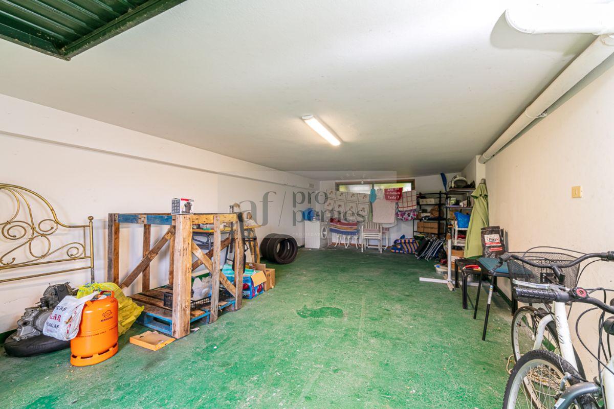 For sale of chalet in Nigrán