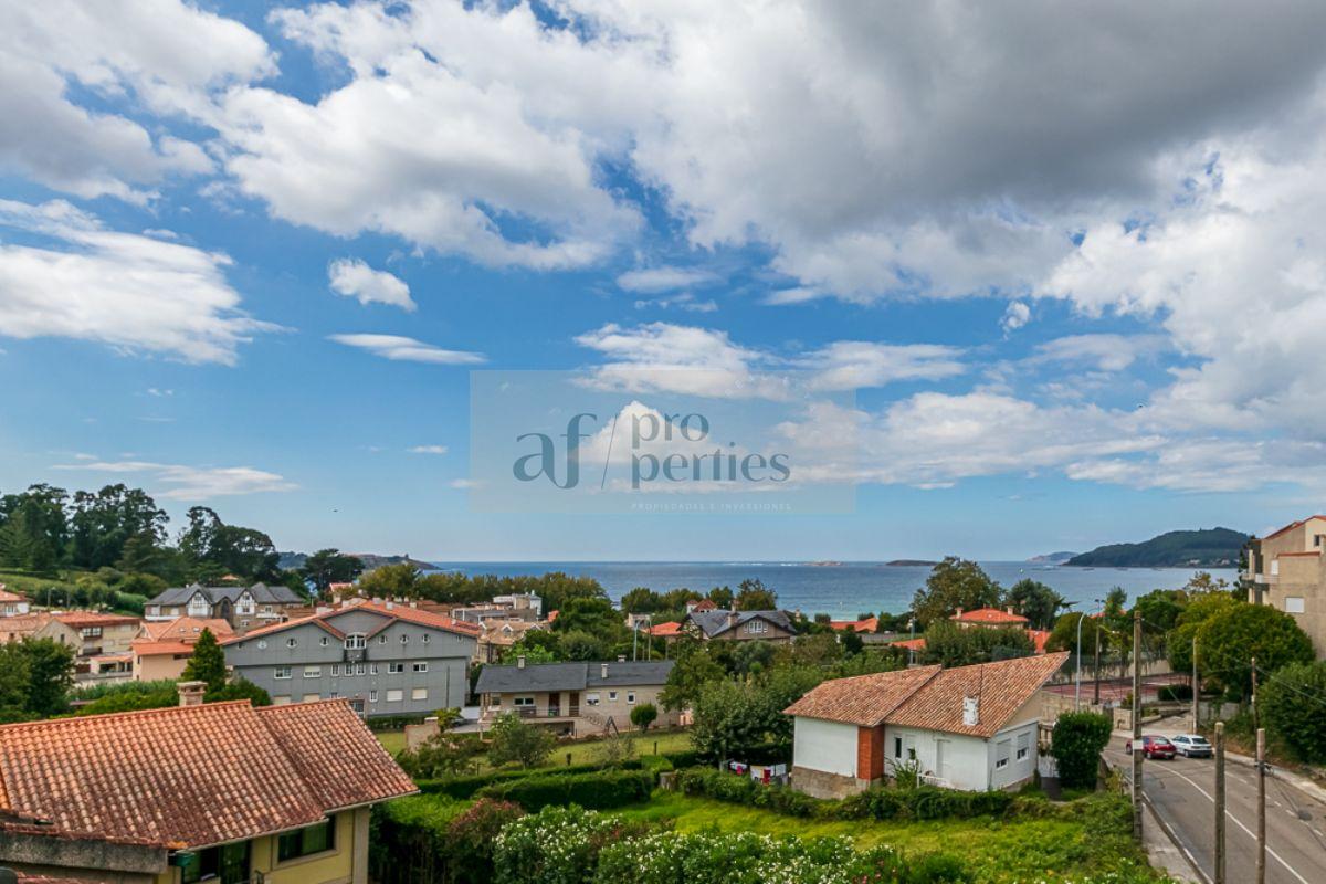 For sale of chalet in Nigrán