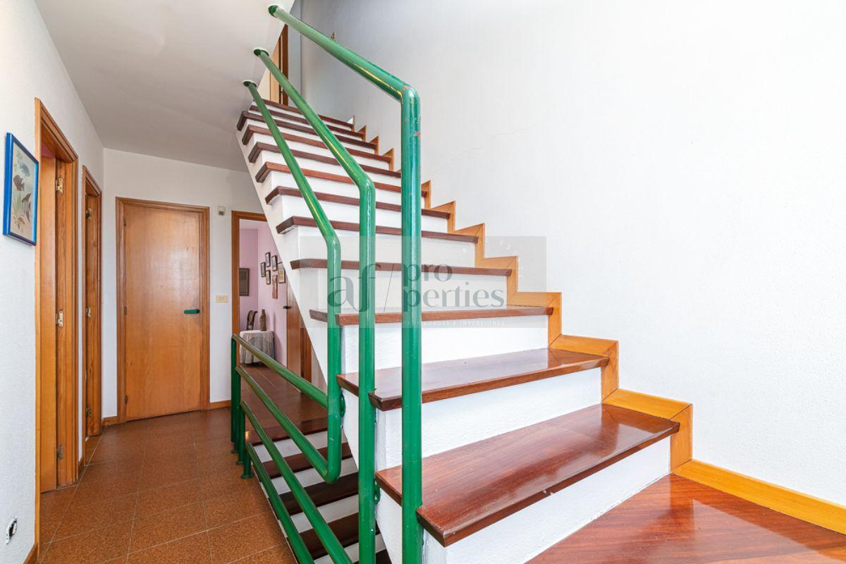 For sale of chalet in Nigrán