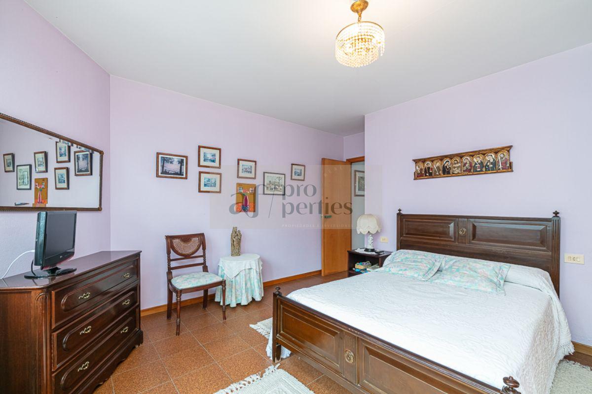 For sale of chalet in Nigrán