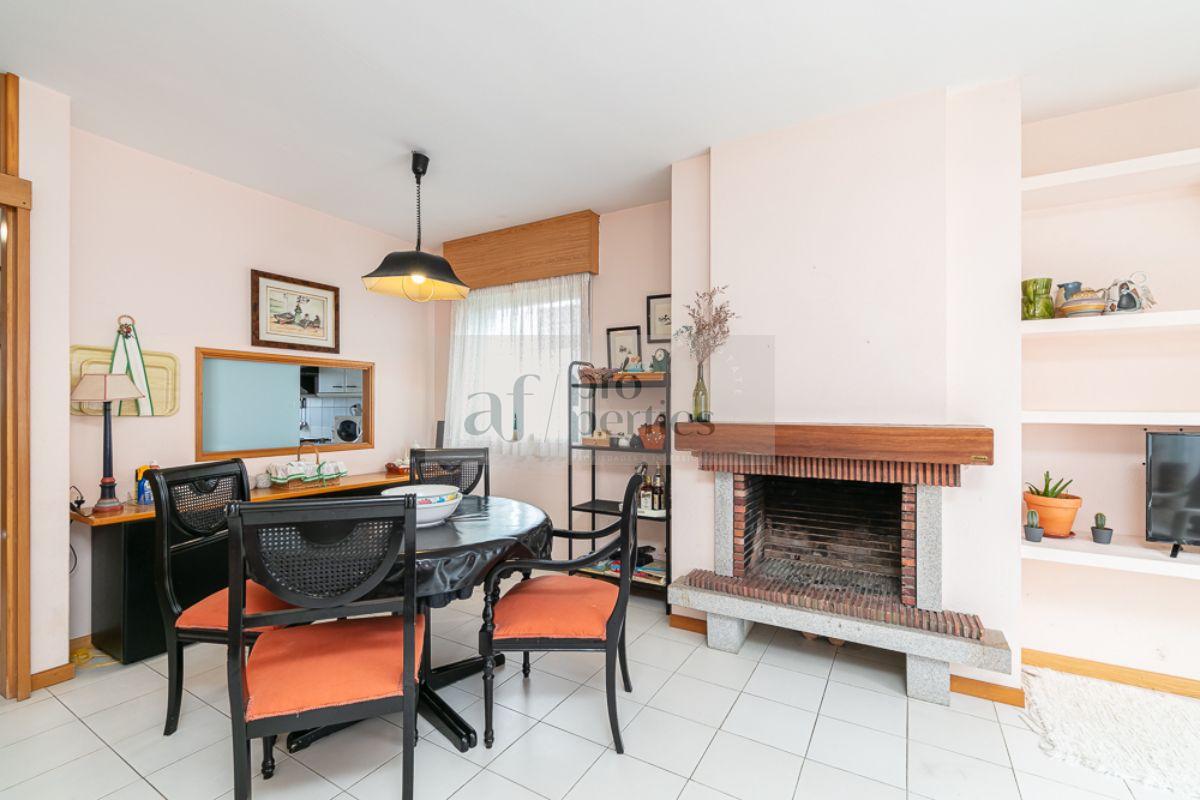 For sale of chalet in Nigrán
