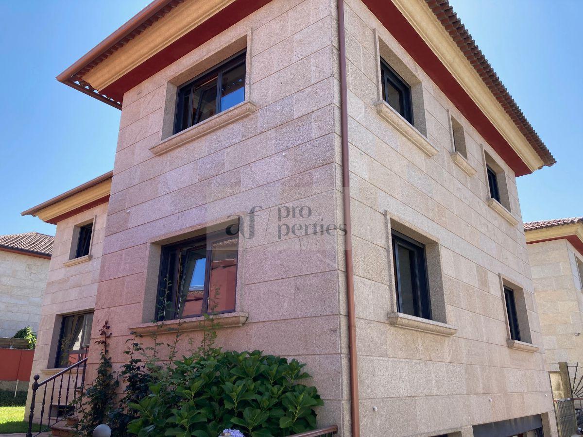 Vendita di chalet in Vigo