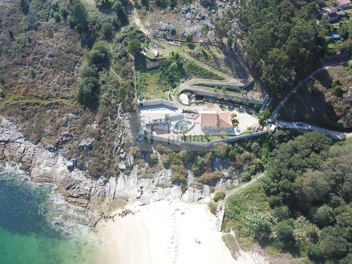 Venda de chalé em Cangas