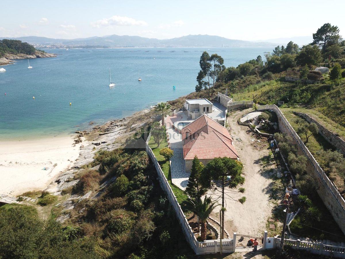 For sale of chalet in Cangas