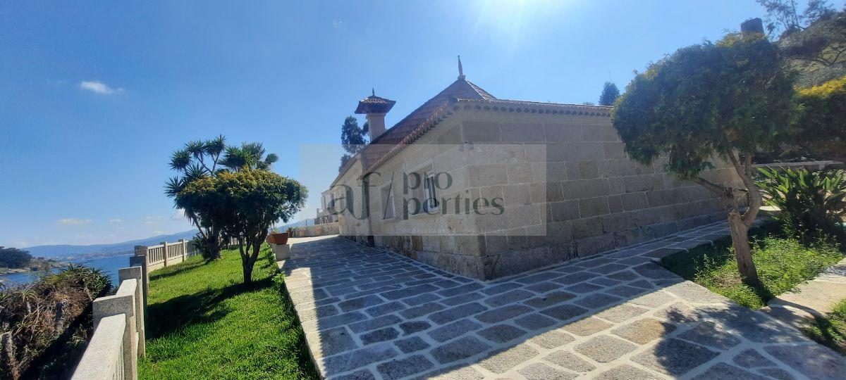 Venta de chalet en Cangas