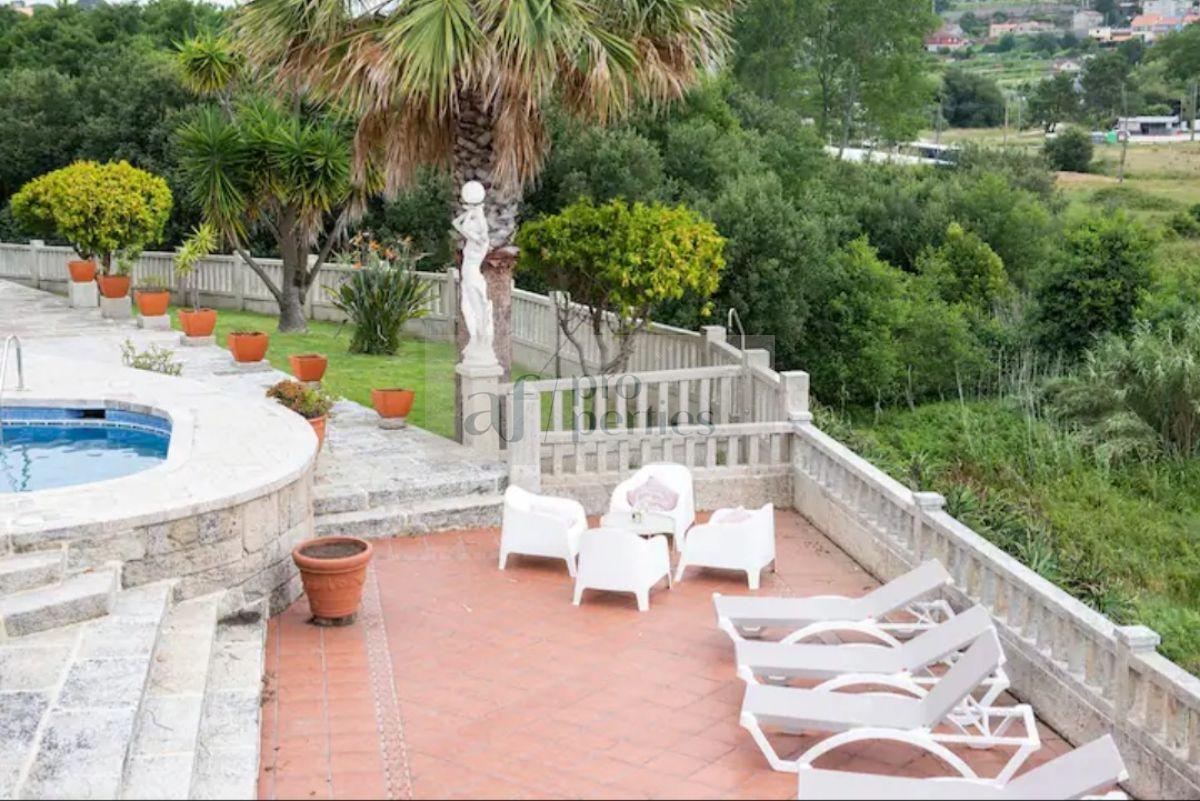 For sale of chalet in Cangas